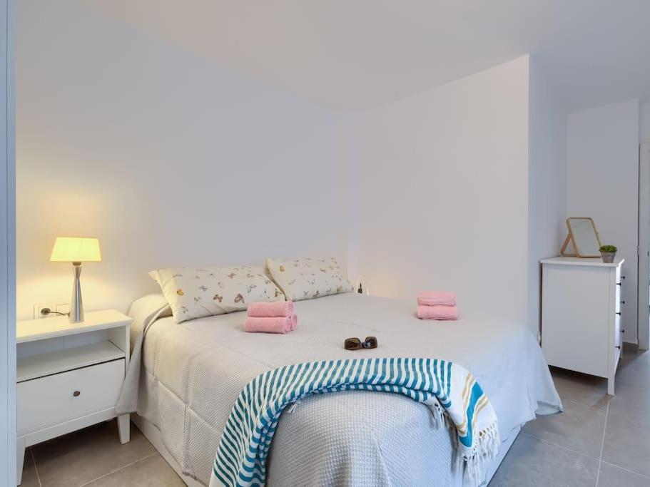 Bonito Apartamento 2 Minutos De La Playa Фуэнхирола Экстерьер фото