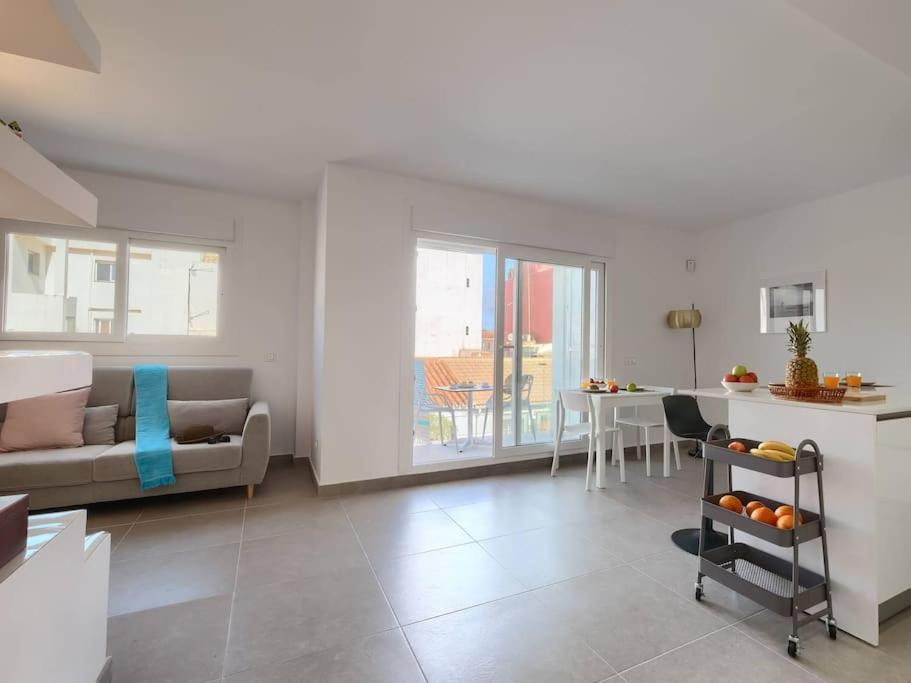 Bonito Apartamento 2 Minutos De La Playa Фуэнхирола Экстерьер фото